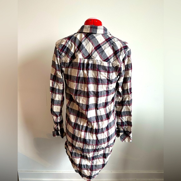 Aritzia TNA Plaid Tunic Button Up Shirt - XS - Picture 4 of 6
